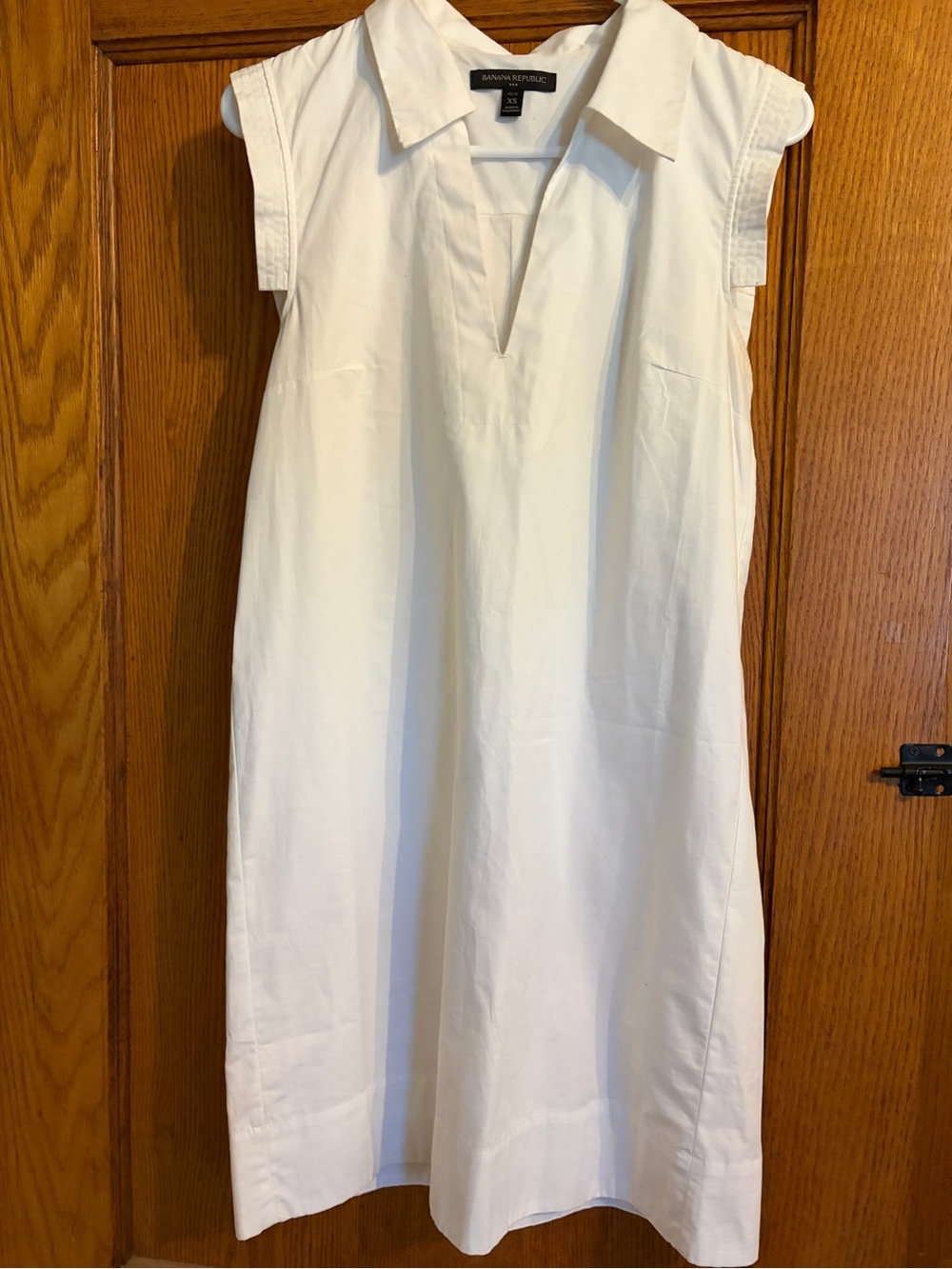 Banana Republic White Sleeveless Collared Shift Dress